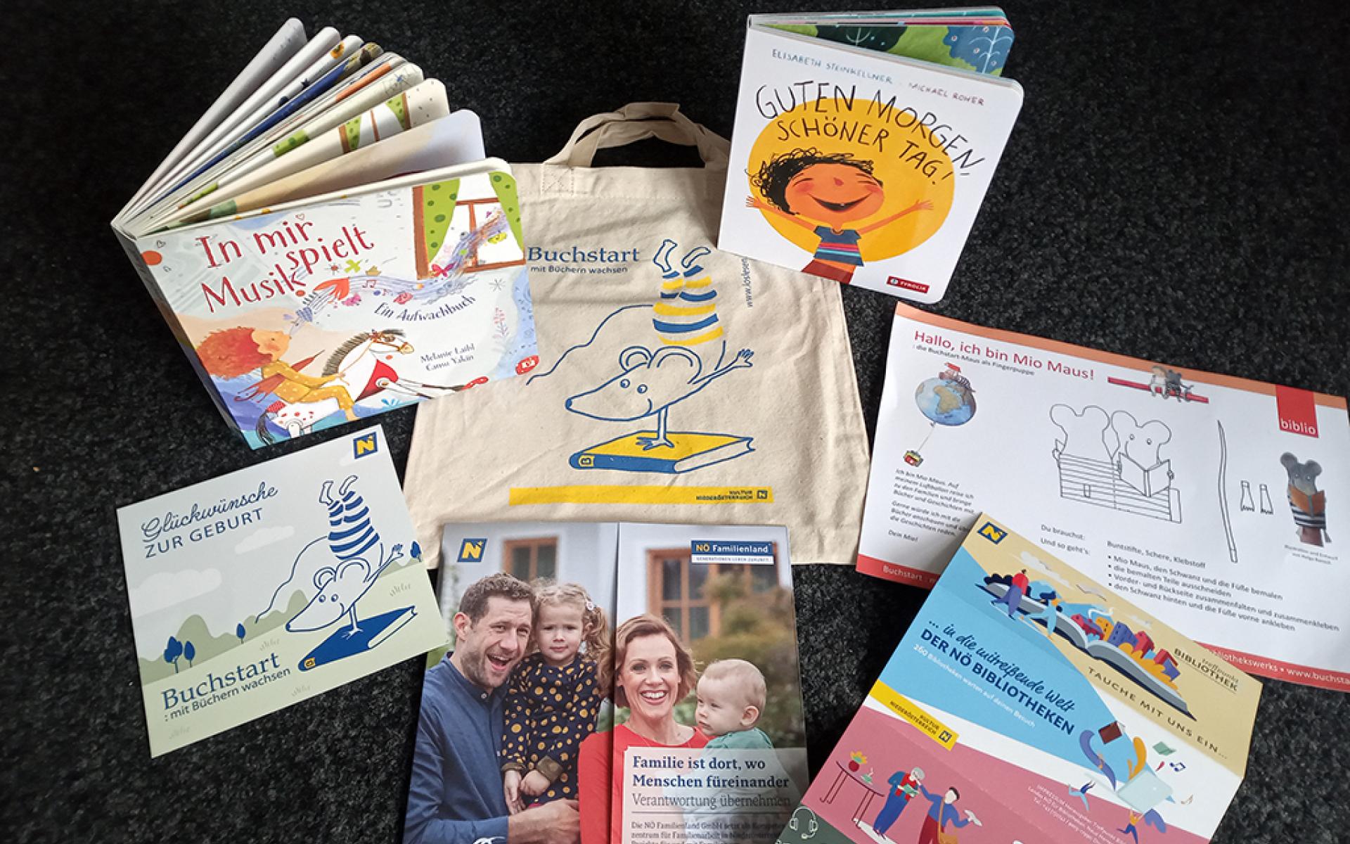 Buchstarttasche und Inhalt